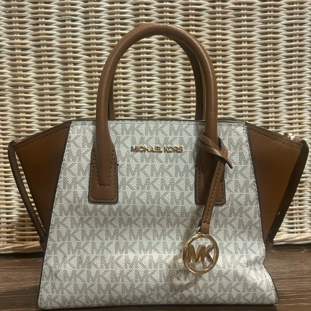 Michael Kors Avril Tan and Cream Satchel - Picture 1 of 2